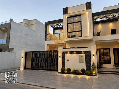 The price includes registration and ownership fees, a modern design, and excellent finishes. Prime location.