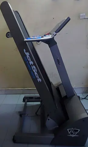 URGENT SALE- BH FITNESS JET SET TREADMILL 2HP MOTOR