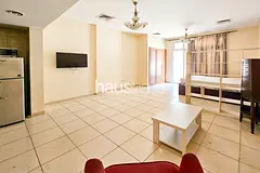 HUGE STUDIO | VACANT ON TRANSFER | FURNISHED