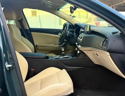 صورة 9 لـ 2023 KIA STINGER