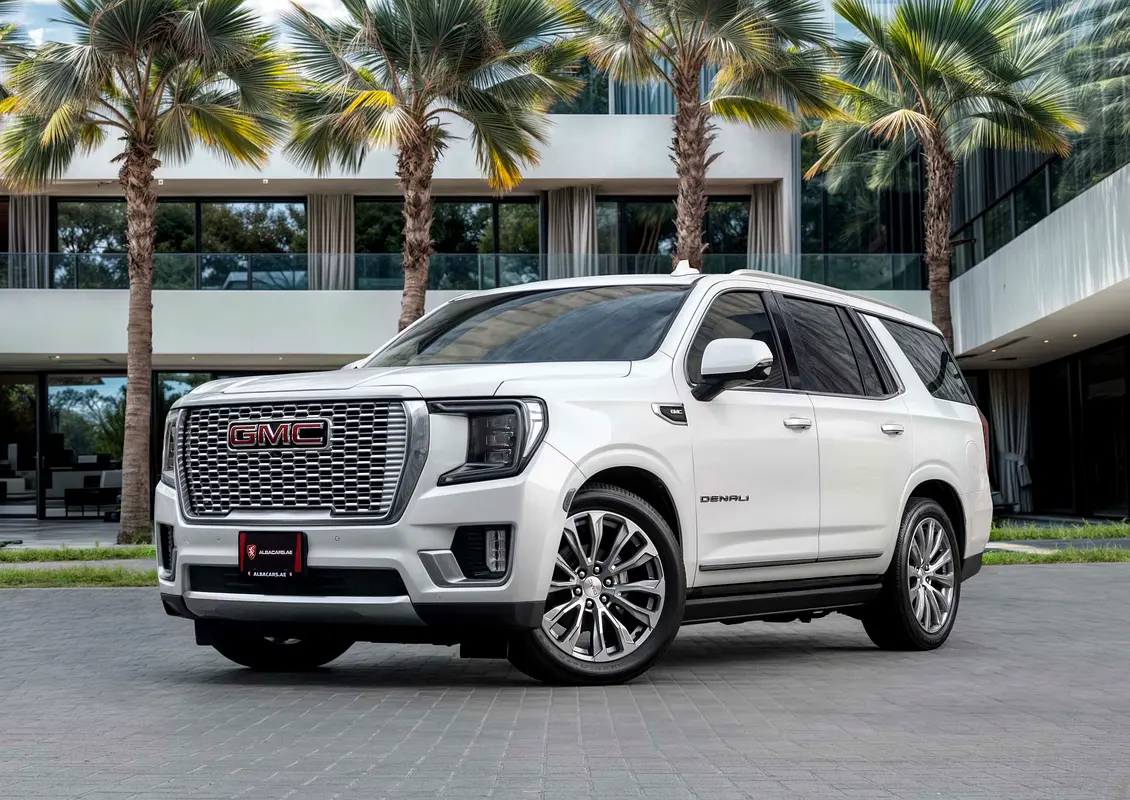 GMC Yukon 2024 — photo 1 of 15