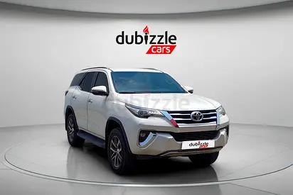 AED 1390/month | 2018 Toyota Fortuner | GCC Specs | Ref#482976