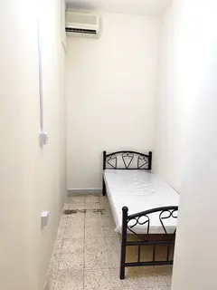 Partition room near to Al Ain mall for rent