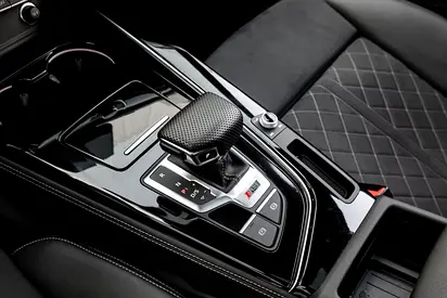 صورة 10 لـ 2024 AUDI RS5