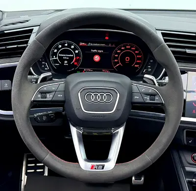 2022 AUDI RS Q3 照片 16