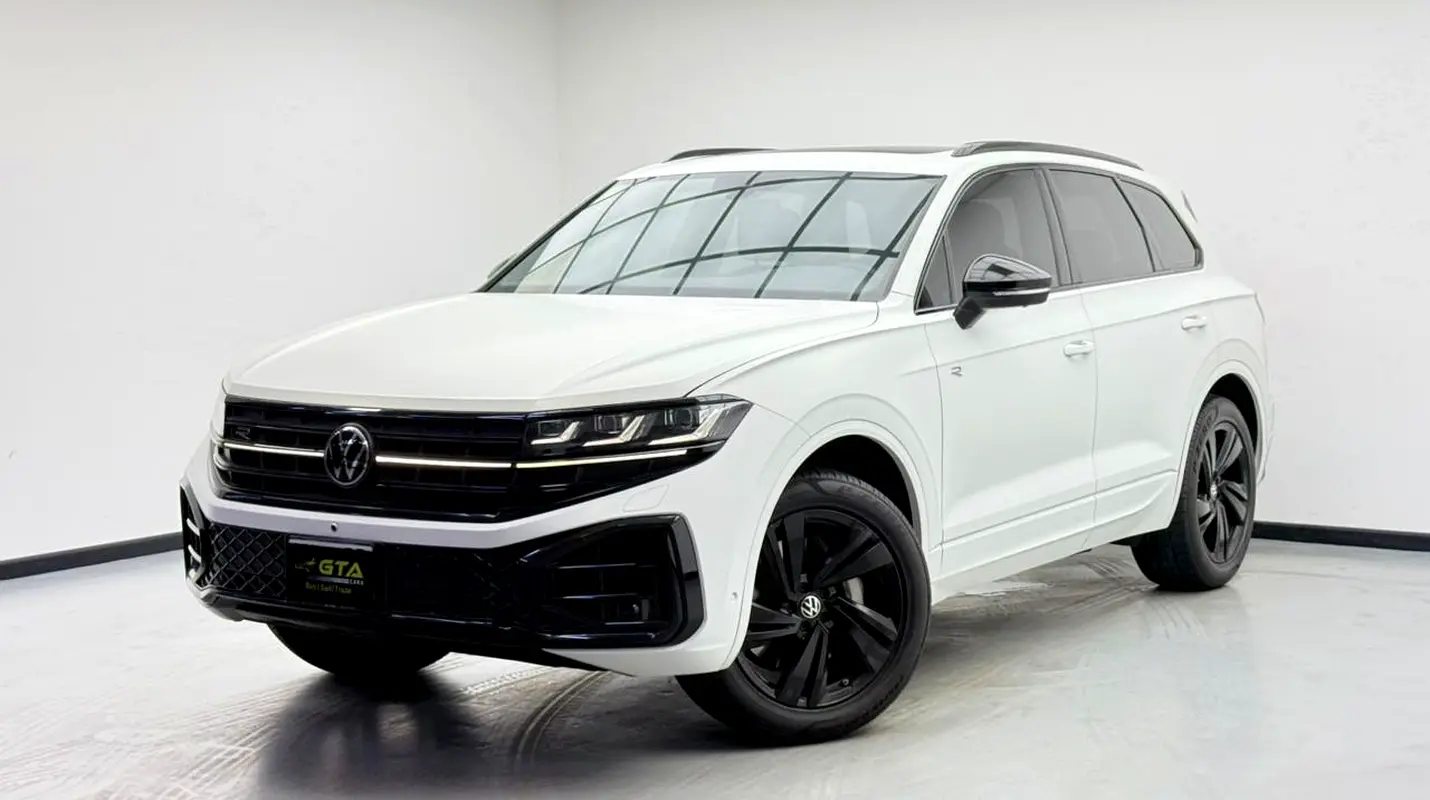 Volkswagen Touareg 2025 — photo 1 of 17