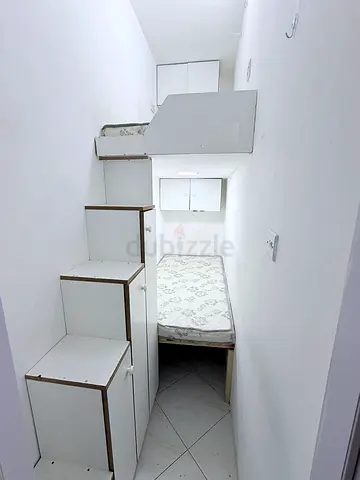 Partition available in burjuman exit -4