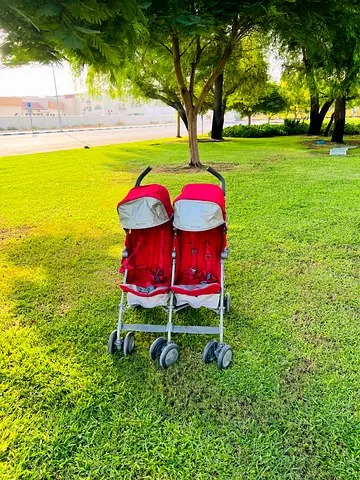 MacLaren twin baby stroller