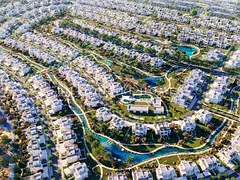 Corner End | Big Plot | Lagoon Facing