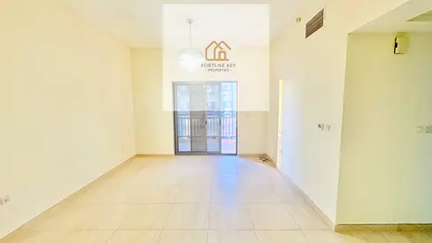 Vastu Compliant | Near Metro | Vacant | With Maid