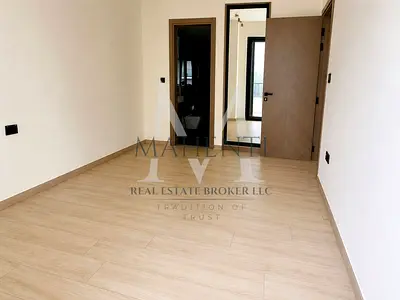 Spacious size | Open yard | Ready to move in