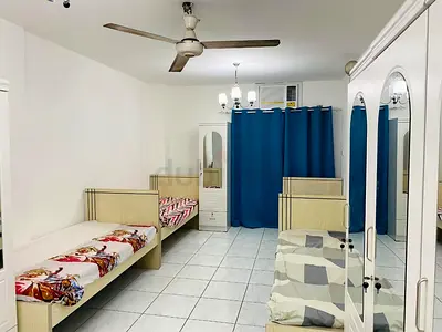 No commission- Single wooden bed accomodation