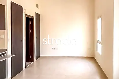 Spacious Studio Apt | Close to Pool/Supermarket