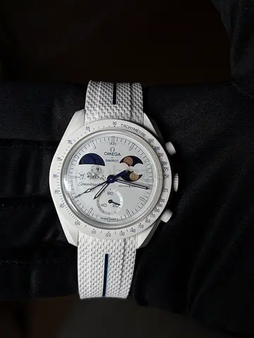 Omega × Swatch MoonSwatch Mission to Earthphase