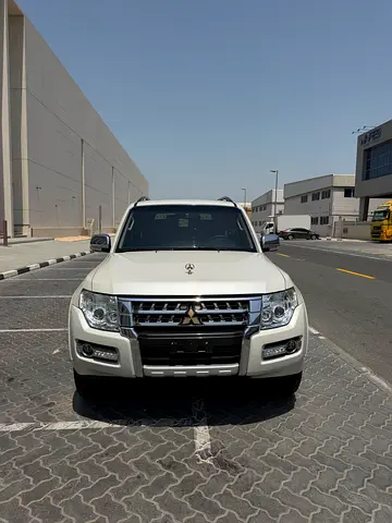Mitsubishi Pajero GLS Top Line 2022 GCC Specs
