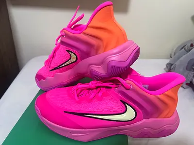 Giannis Immortality 4 brand new size US 10 Eur. 44