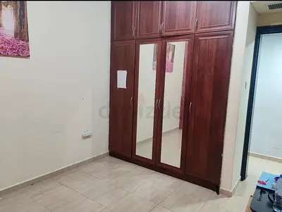 Separate room accommodation in Musaffah Shabia-10