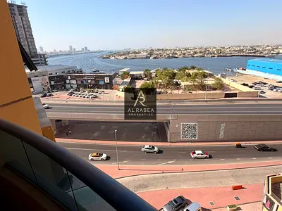 3bhk-Modern design - on the Sharjah exit - wardrobes - panoramic view