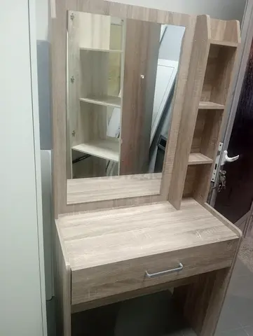 Dressing table