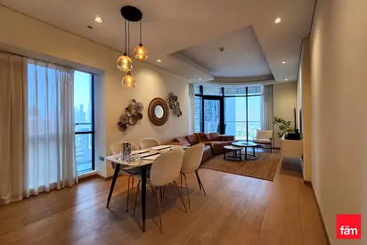 High floor | Balcony | Semiopen kitchen
