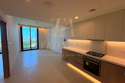 PRIME LOCATION | HIGH FLOOR | GOLF VIEW