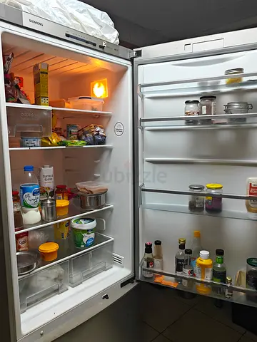 Siemens Built-in Fridge (Working) - Good Condition