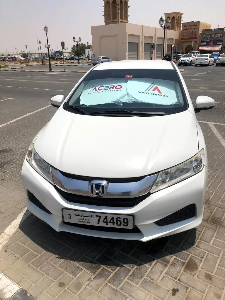 Honda City 2015 — photo 1 of 5