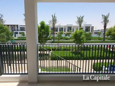 PREMIUM LOCATION | READY TO MOVE | SPACIOUS LAYOUT