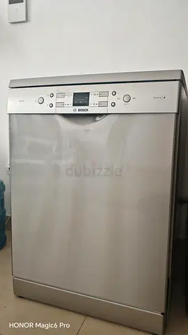 Bosch freestanding stainless steel dishwasher - Series 4 (good condition)