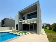 Private Pool | Single Row | End Unit