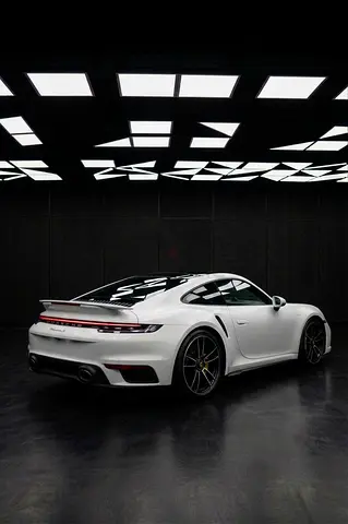 Porsche 911 Turbo 2021 GCC Specs