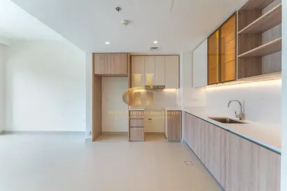 Brand New | Luxury living | With Balcony | Ready to move