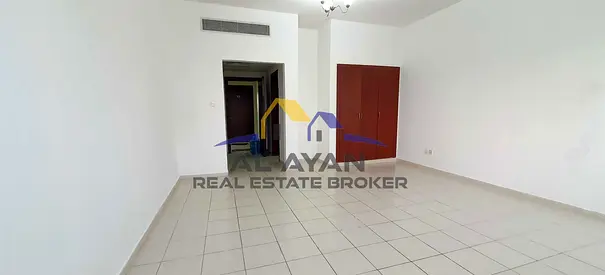 Prime Studio without Balcony | Spain Cluster | Excellent Value