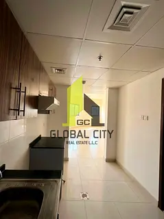 spacious studio available for rent with parking