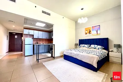 Bright, Spacious, Furnished, Near the Bus Stop