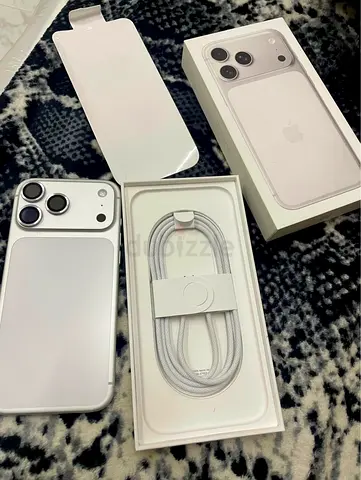 iPhone 17 pro max