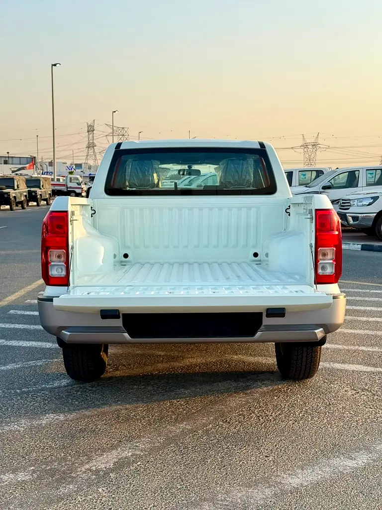 ميتسوبيشي إل 200 2026