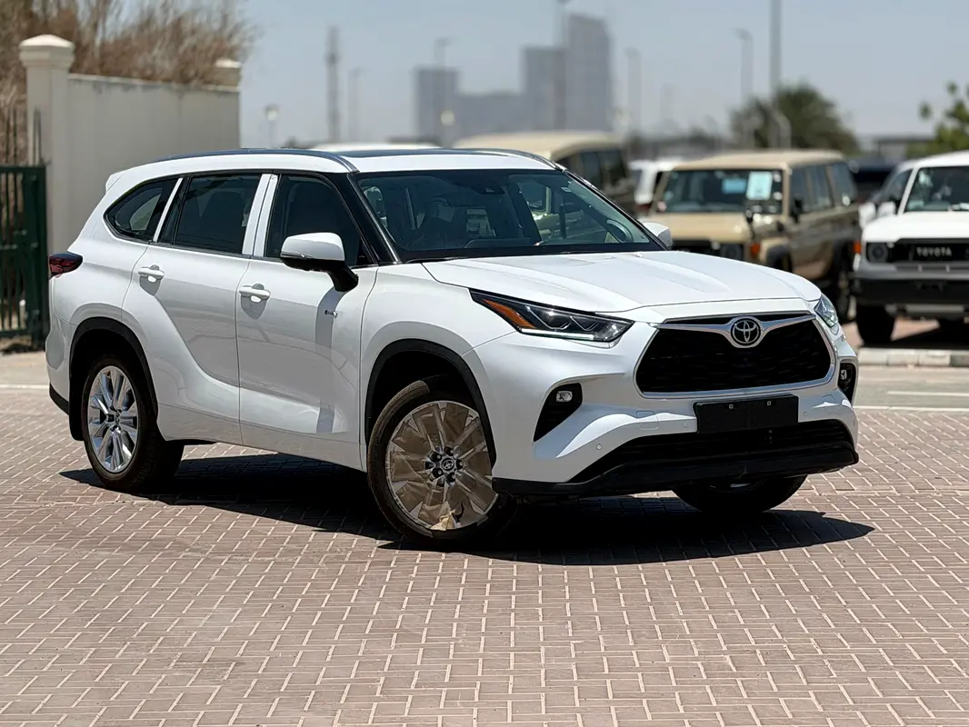 Toyota Highlander 2026 — photo 1 of 20