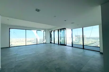 High Floor | Large Layout | Modern Finish