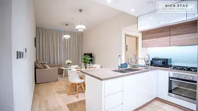 SKYLINE &amp; SEA VIEW | SPACIOUS | BILLS INCLUDED