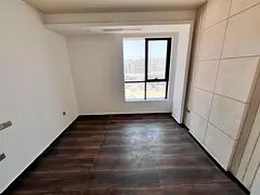 One bedroom and living room, two bathrooms, second tenant, built-in wardrobes, parquet flooring, car