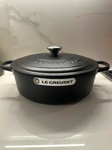 Le Creuset Cast Iron Casserole Pot with Lid - 30cm, Black
