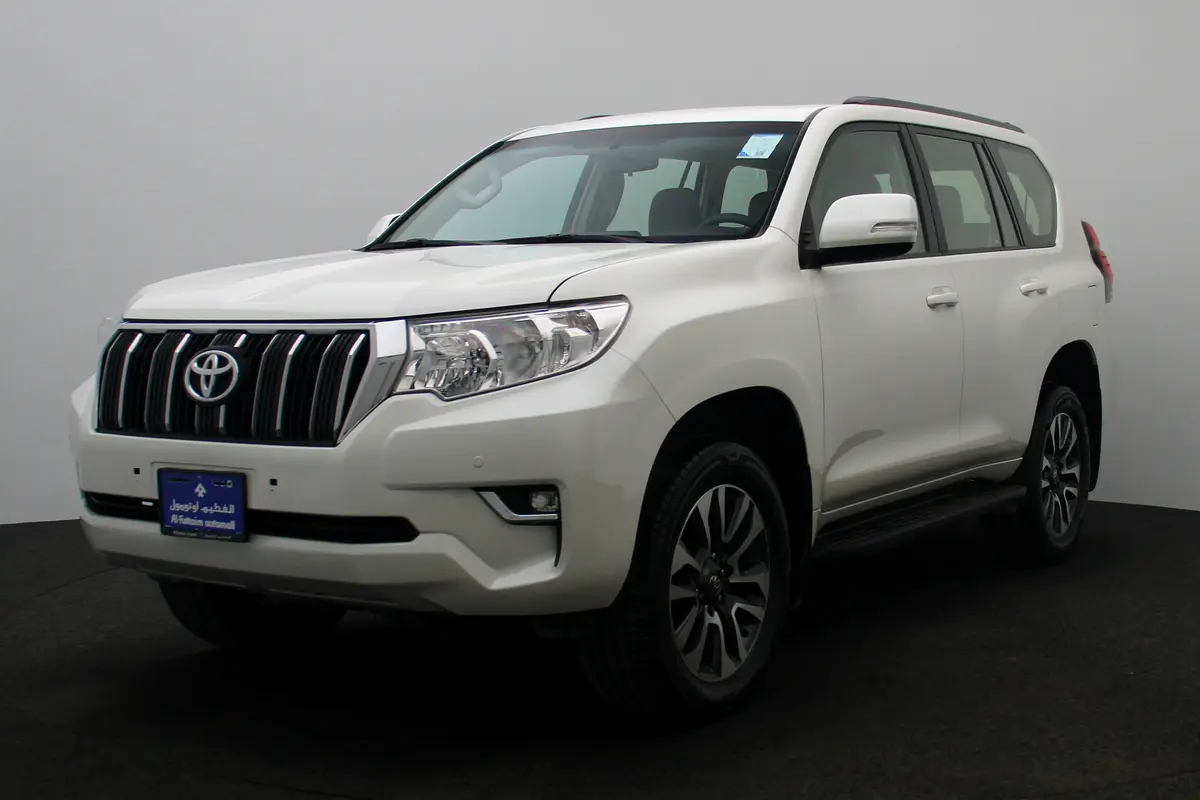 Toyota Prado 2023 — photo 1 of 19