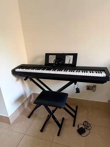 Yamaha 88-key Digital Piano with Stand, Bench and Pedal - Good Condition
