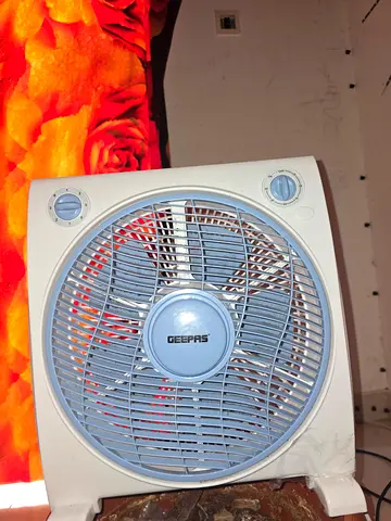 12-Inch Box Fan With 3 Speed 60 Minutes Timer Portable Personal Desk Fan GF21113N Multicolour