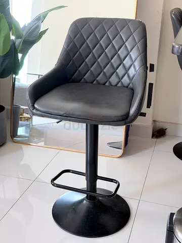 Bar high chairs