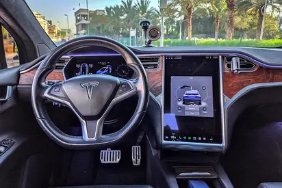 2017 Tesla MODEL X photo 10