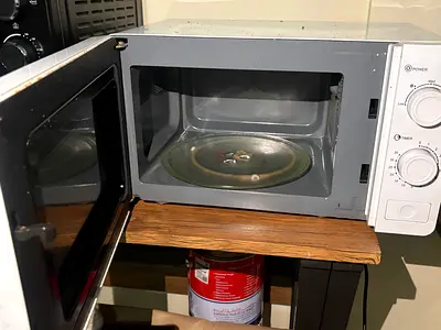 Clikon Microwave Oven – Good Working Condition