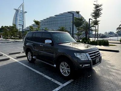 Mitsubishi Pajero GLS 2016 GCC Specs 3.8 Top spec french expat owned fully inspected and maintained