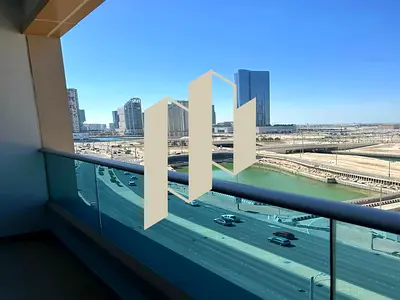 Canal View | Studio w/ Balcony | Spacious Layout